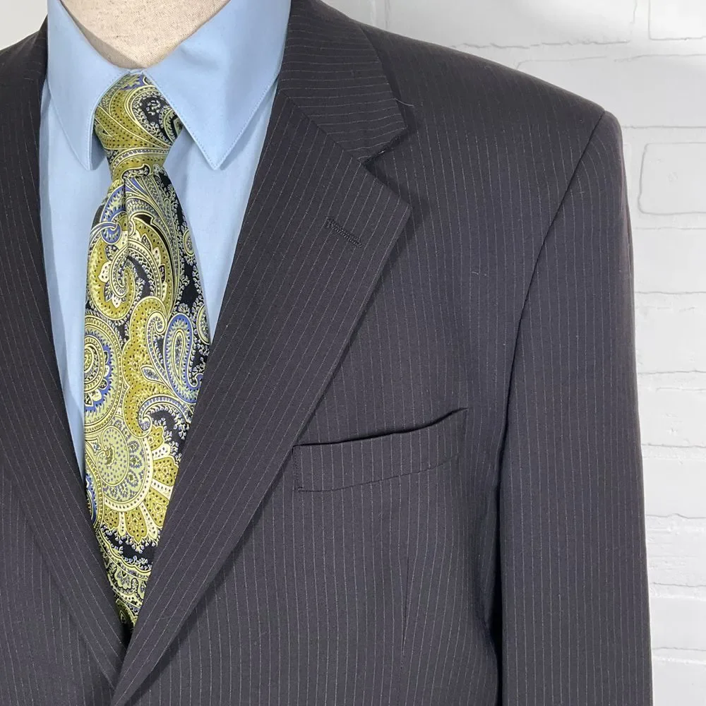 Jos A Bank Signature Suit Men 43R‎ 31W 32L Black Pinstripe Classic Career Wool
